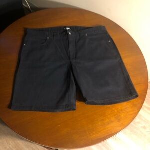 NWT Fashion Nova Mac Chino Short - Black Size 42